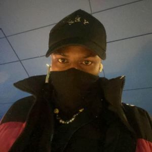 Meet your Posher, Travis